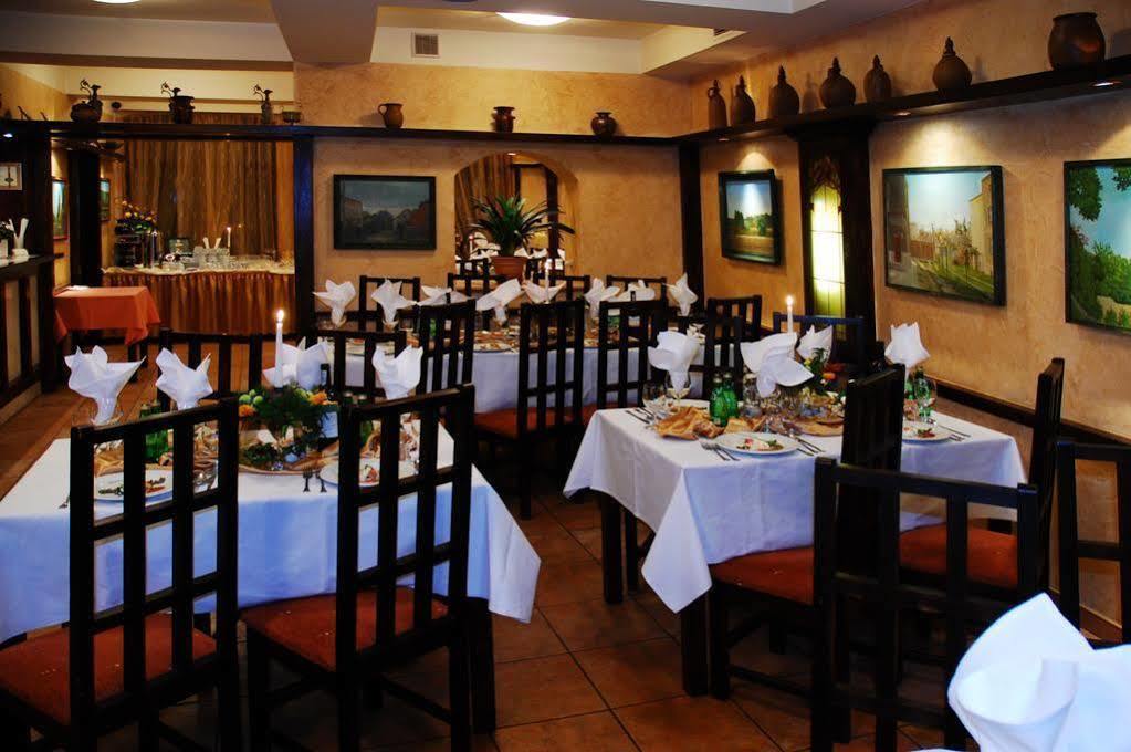 Hotel Retman Stary Toruń Dış mekan fotoğraf